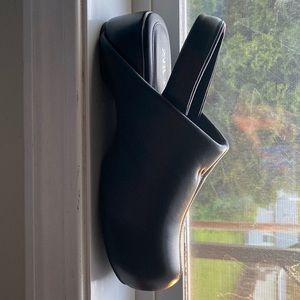 Size 39, Black Zara comfortable platforms